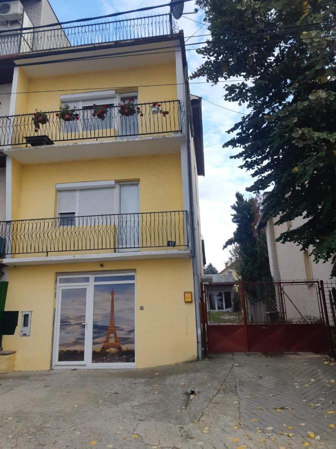 Apartman Novi Sad - Apartment Novi Sad Sremska Kamenica Exterior photo